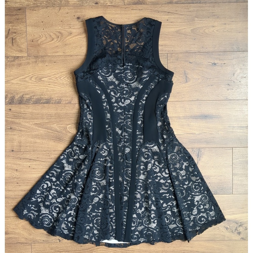 Diane‎ Von Furstenburg Kala Lace Dress Sz 4 Sleeveless Black - Picture 9 of 16